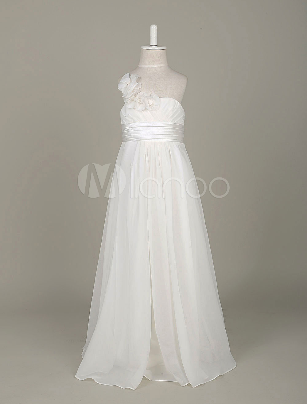 junior bride dresses with train