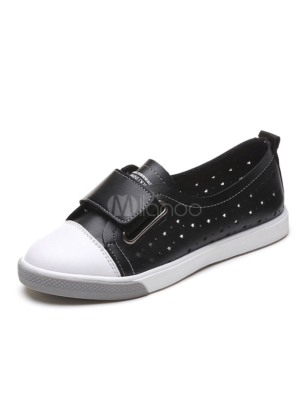 white flat shoes size 8