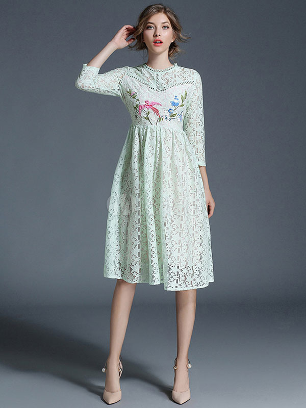 Green Lace Dress Round Neck Embroidered 3/4 Length Sleeve Pleated Women ...