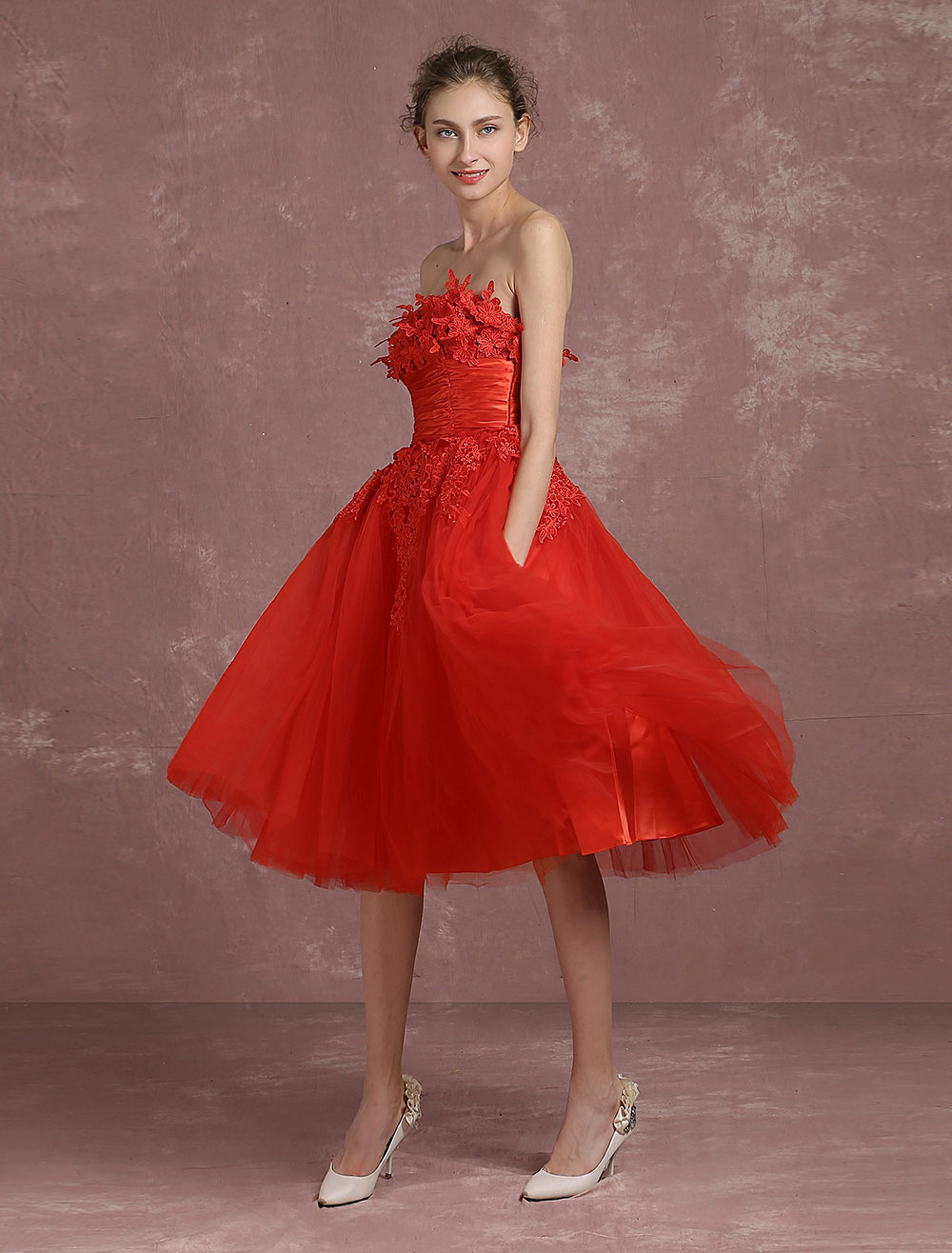 Boda Vestidos de Fiesta | Vestido moderno de cóctel rojo con escote palabra de honor sin mangas de encaje - PU16635