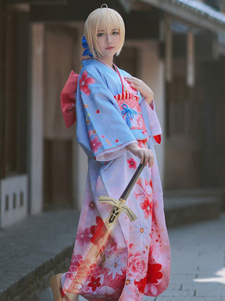 Anime Girl Kimono Cosplay
