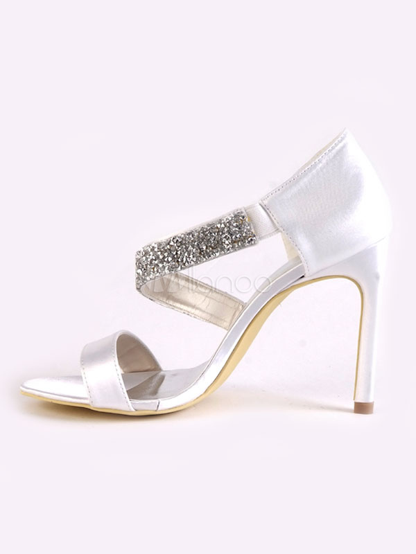 scarpe bianche con tacco