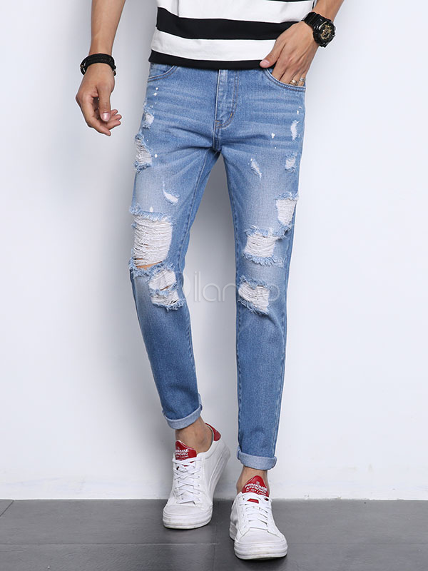 calça jeans clara rasgada feminina