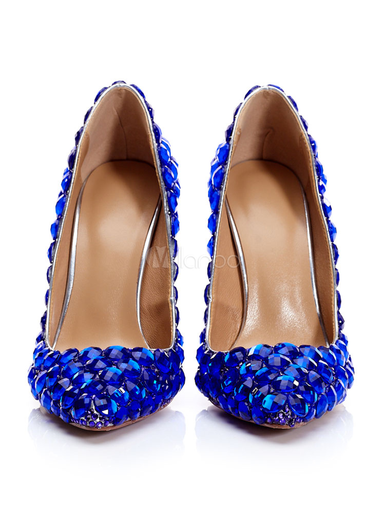 sapato azul de criança