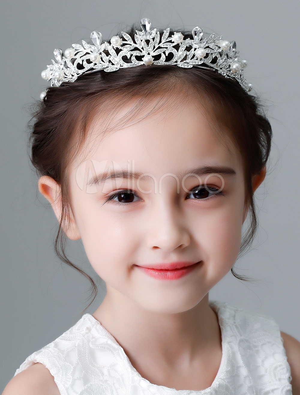 girl tiara crown