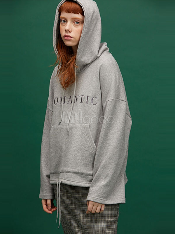 pullover sweatshirt with pockets