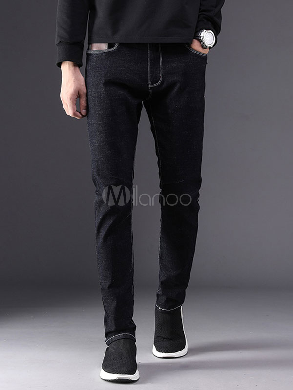 calça jeans costura reta