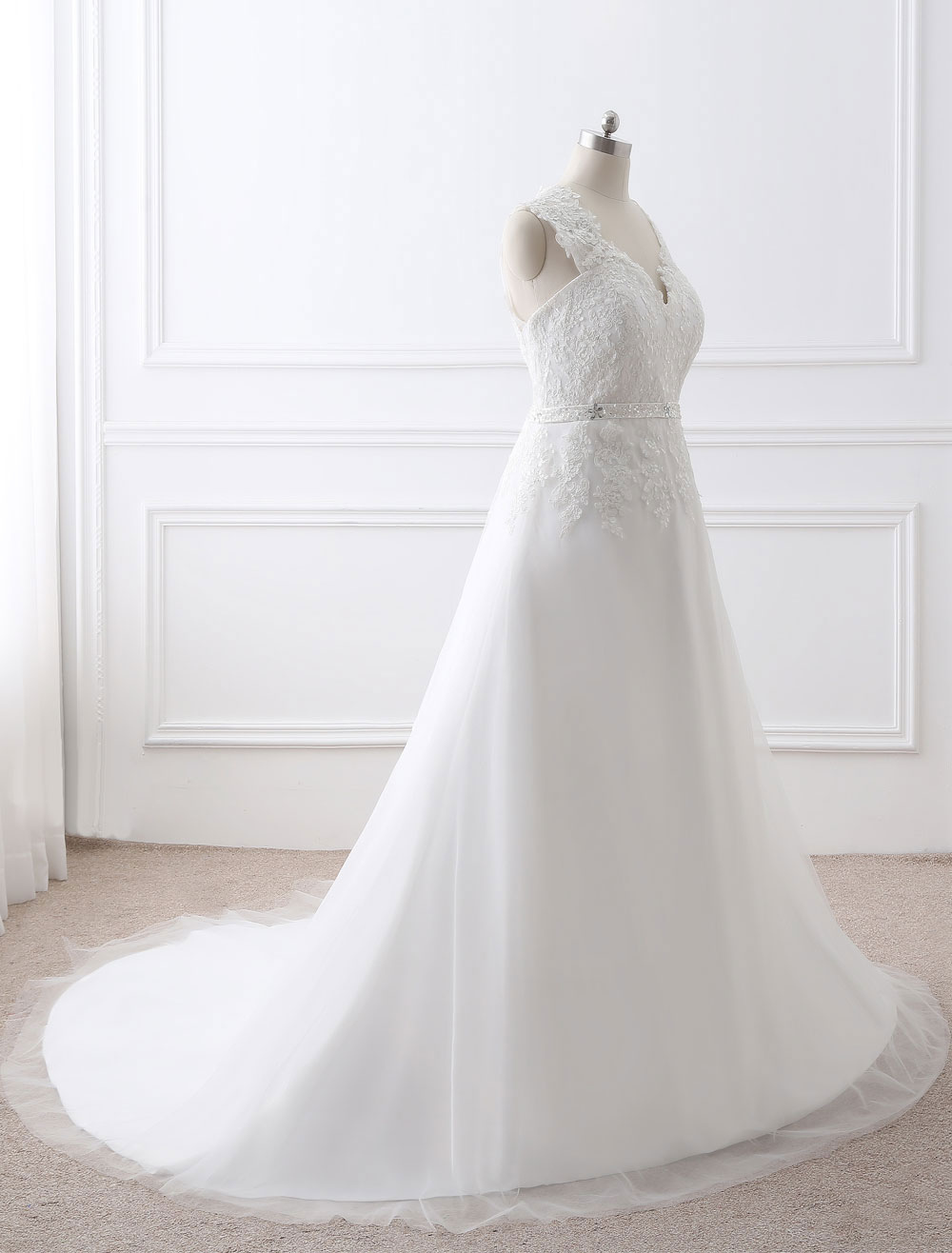 queen anne wedding gown