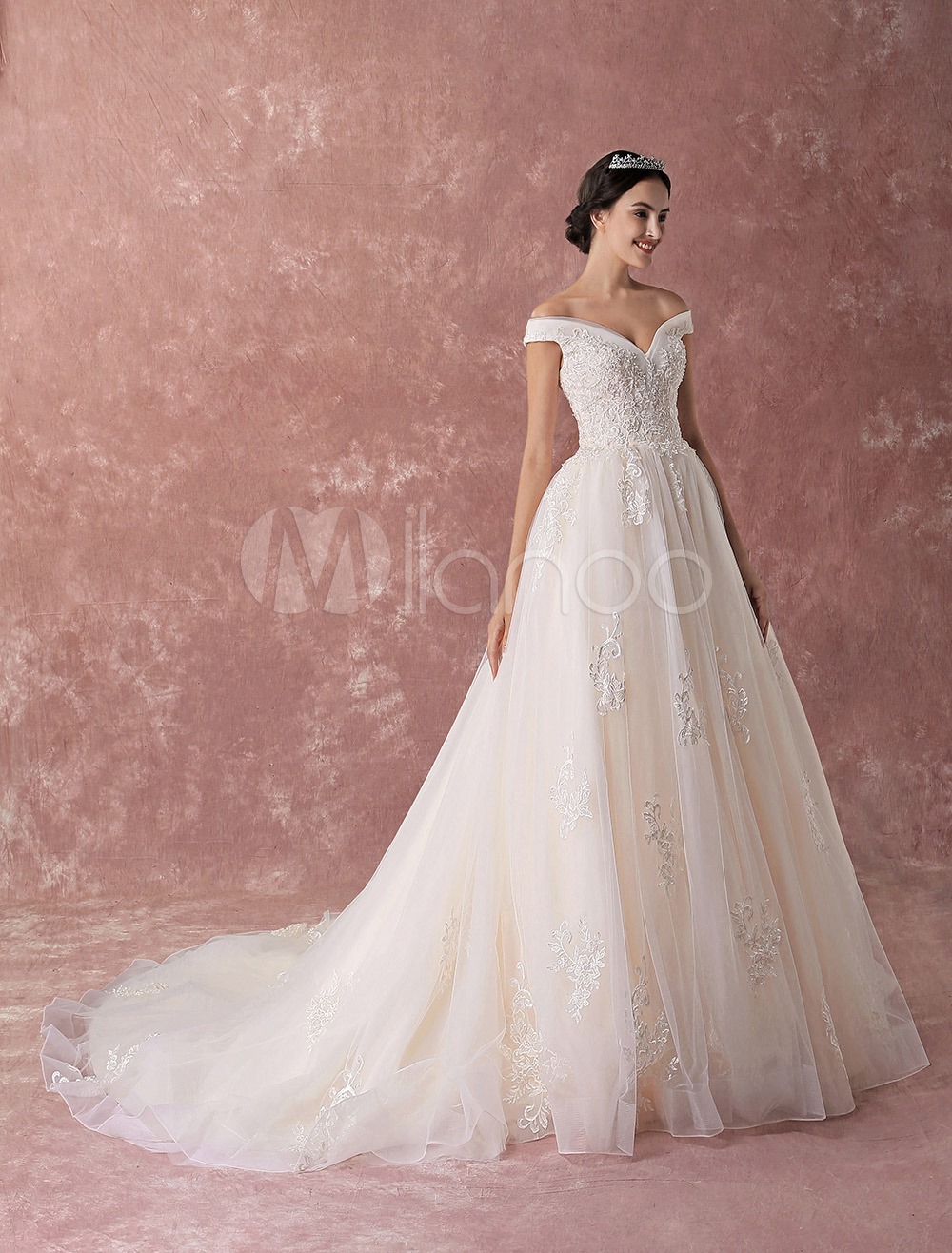 luxury bridal dresses
