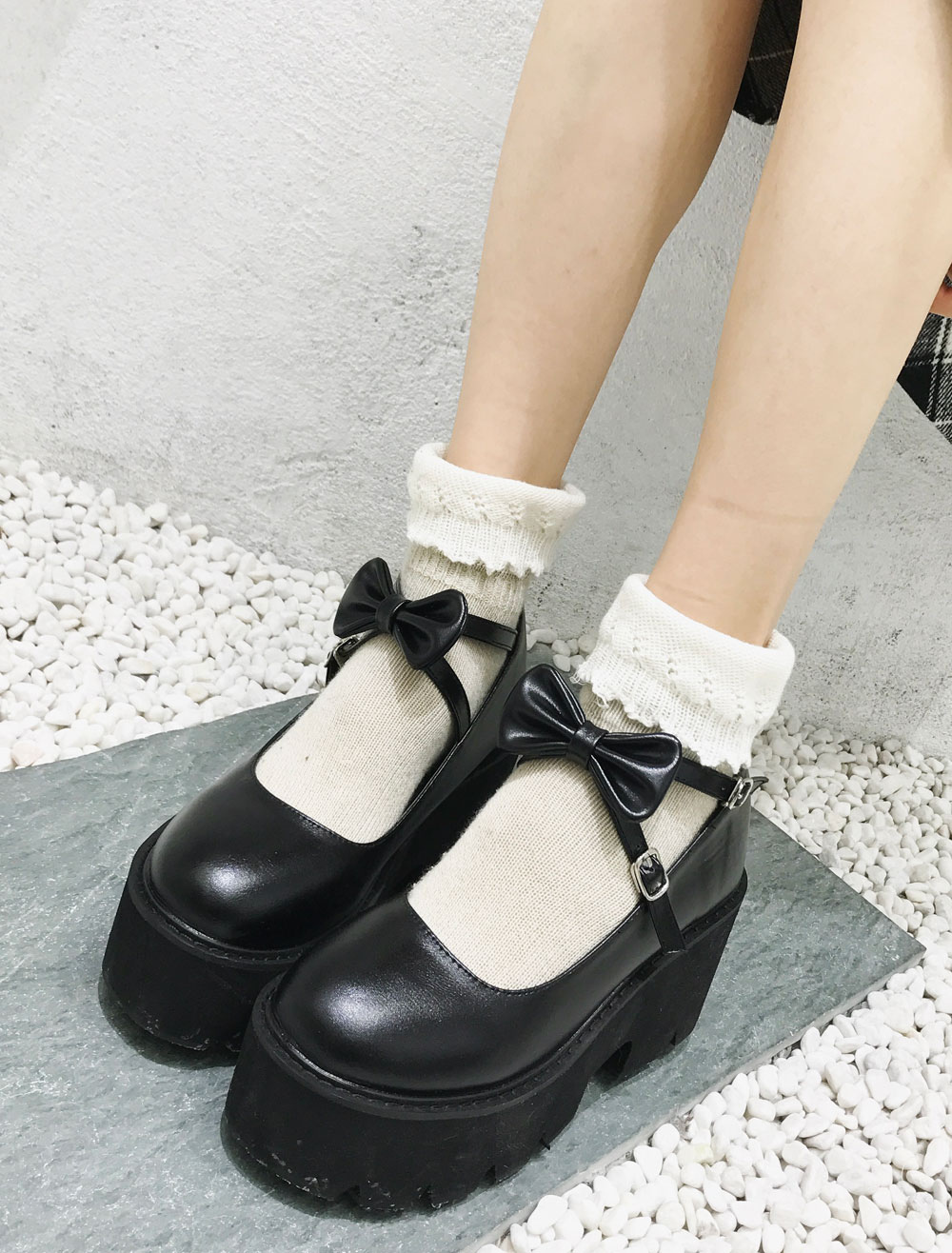 Classic Lolita Footwear Bow Strappy Platform Black Lolita Shoes -  