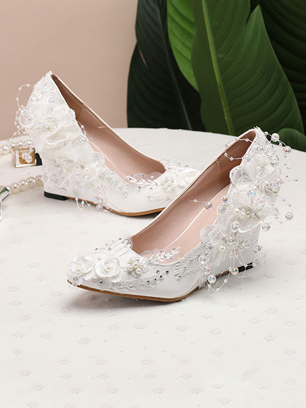 Hochzeitsschuhe Spitz Keilabsatz Brautschuhe Mit Blumen Milanoo Com