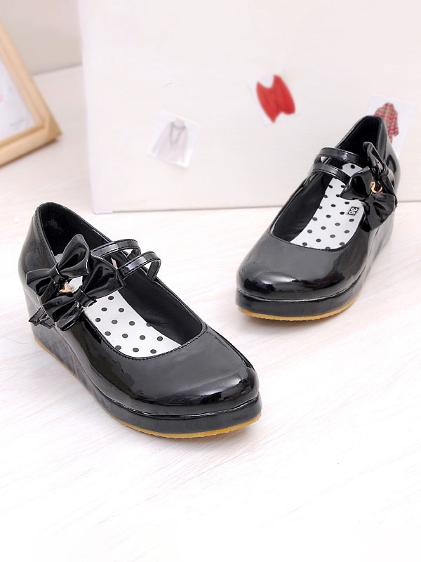 Lolita Bowlace Pumps
