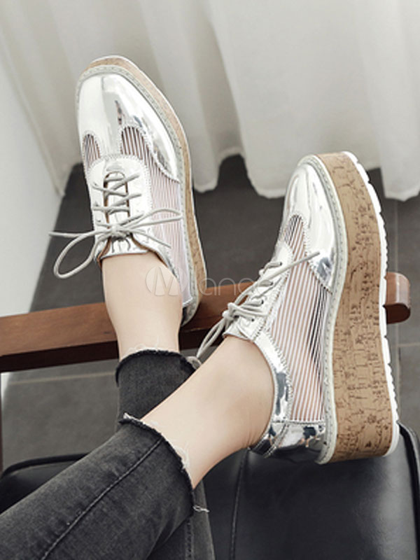 pointed toe patent leather booties