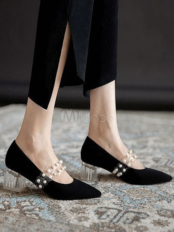 pretty black heels