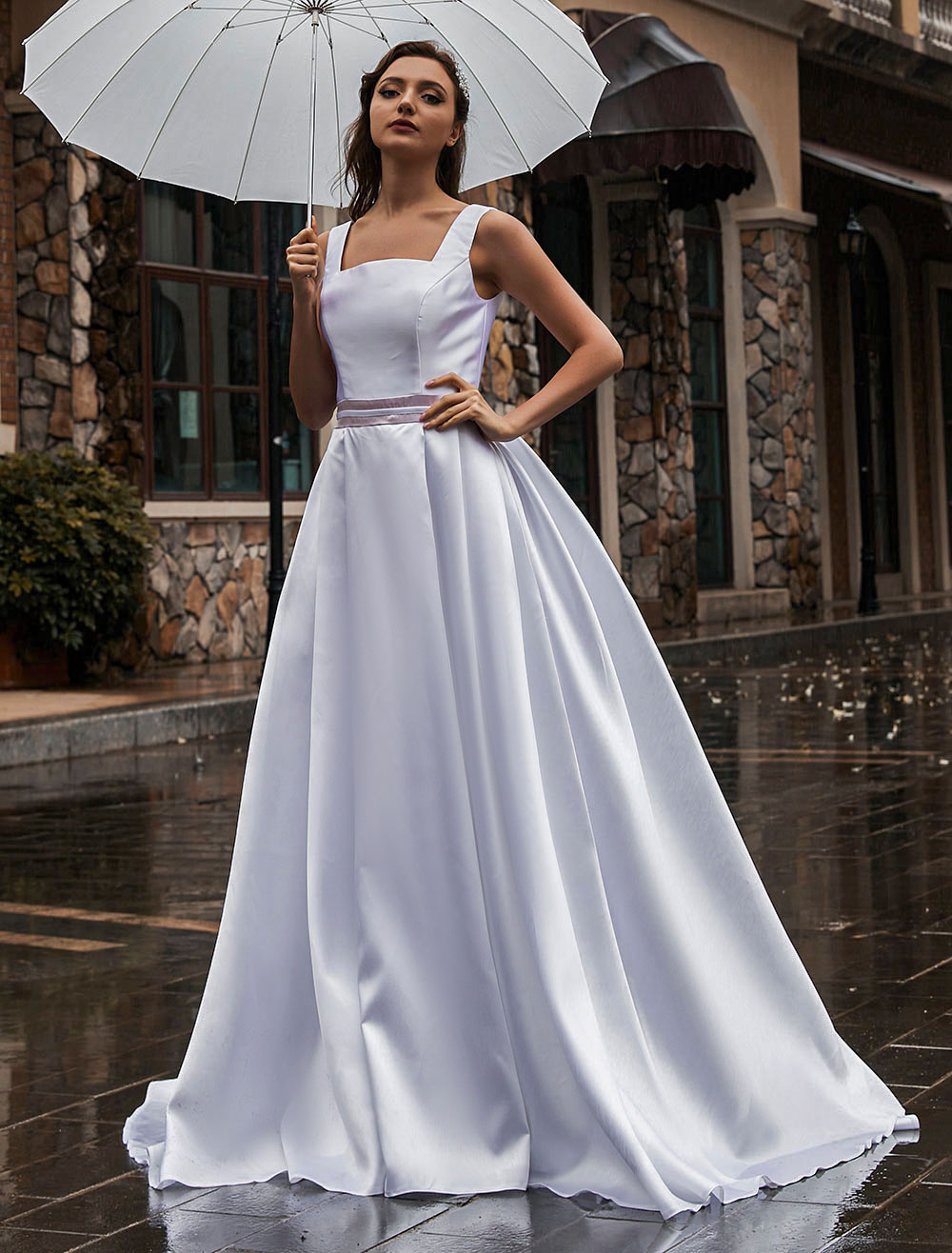 Personalizar vestido de novia simple Tela de satén Cuello cuadrado Sin  espalda Sin mangas Faja Una línea Vestidos de novia 
