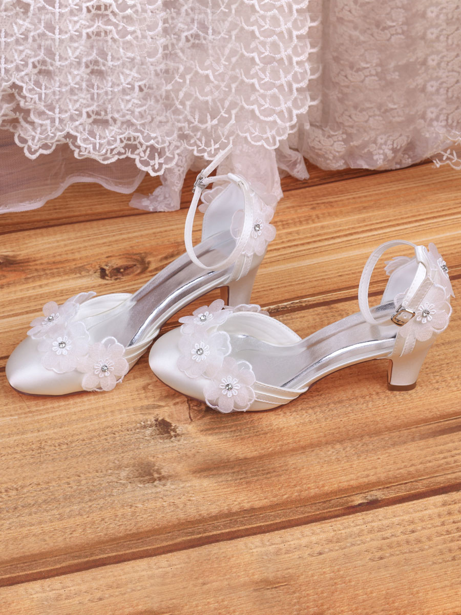 Shoes Occasion Shoes | Women's Flowers Ankle Strap Chunky Heel Bridal Sandals - AY48705