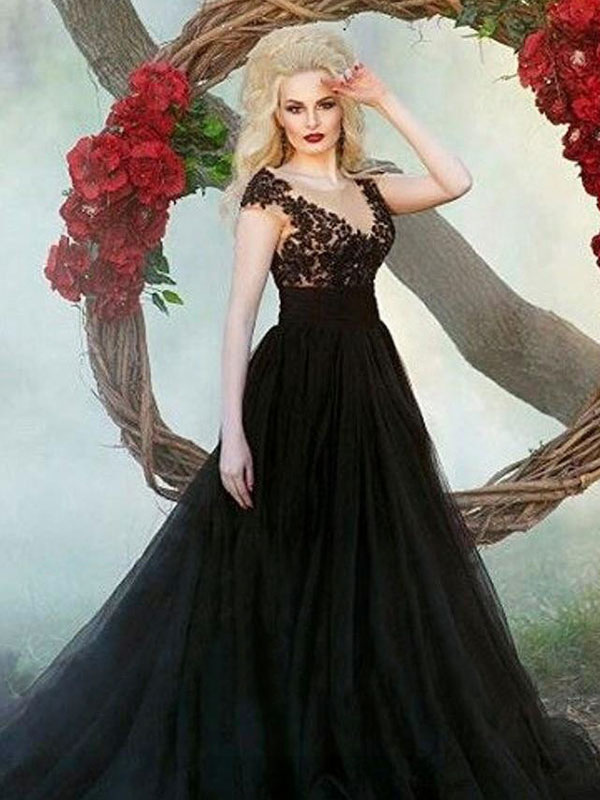 Black Gothic Wedding Dresses A-Line Short Sleeves Lace With Train ...