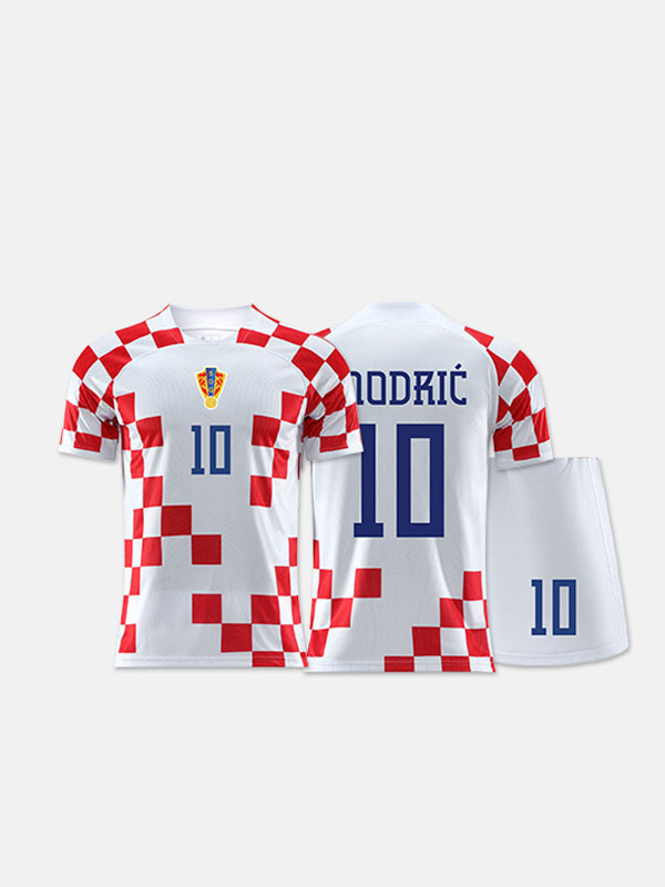 Real Madrid Club No. 10 Luka Modrić Jersey Man Adults and Kids 3 Pieces Short Sleeve Sets