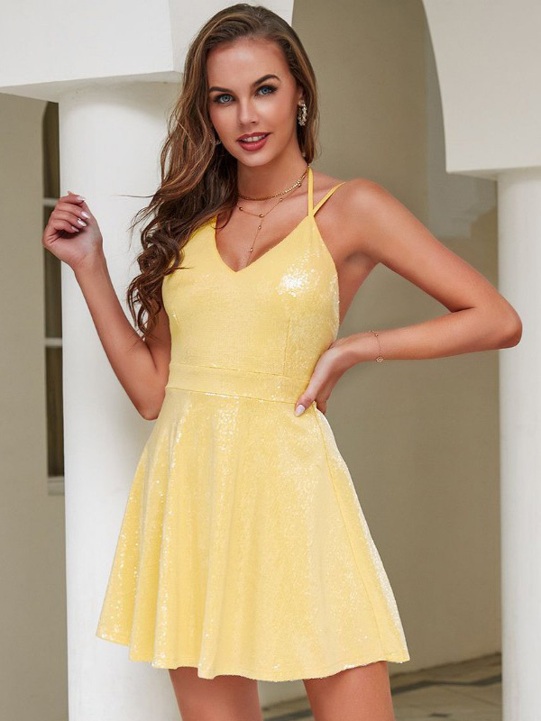 Mini Robes Jaune À Bretelle Paillettes Polyester Dos Nu Robe Courte Femmes