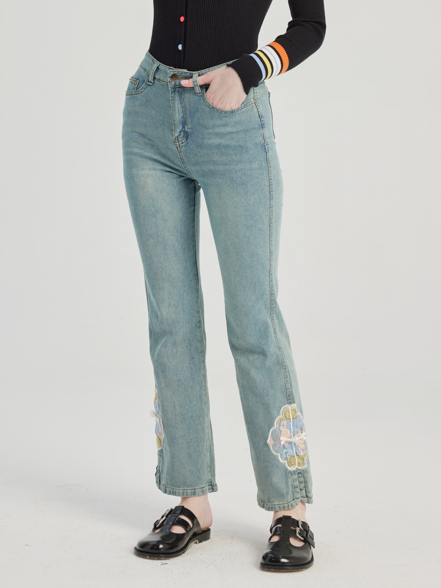 Jean Bootcut avec broderie Pantalon court pour femme 2025