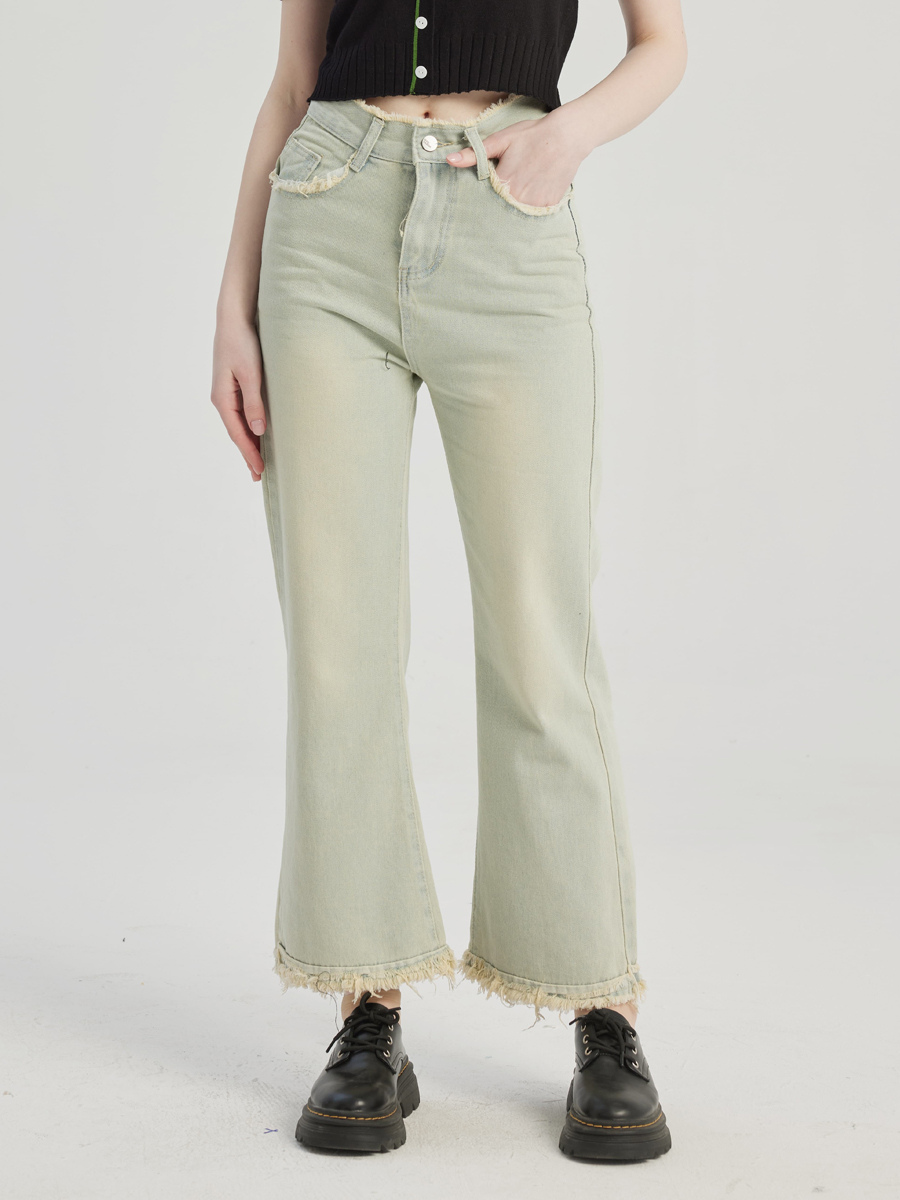 Jean évasé vintage avec ourlet brut et pantalon court pour femme 2025