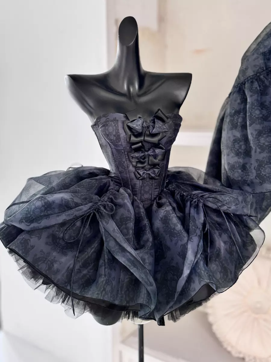 Abito gotico nero Abito corto Lolita a maniche corte con scollo all'americana Abito gotico nero Abito corto Lolita a maniche corte con scollo all'americana