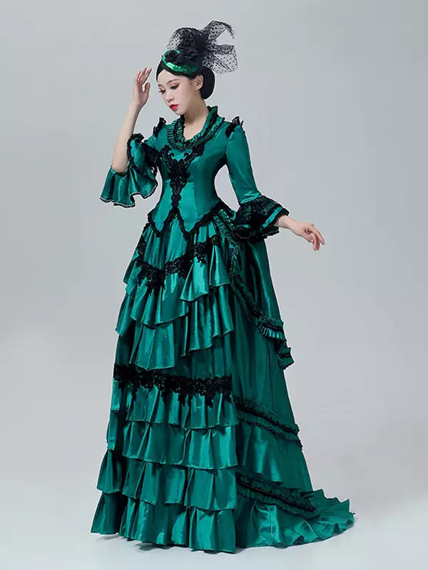 green emerald velvet dress Sara Spanish Lace Dress – Belle Muse