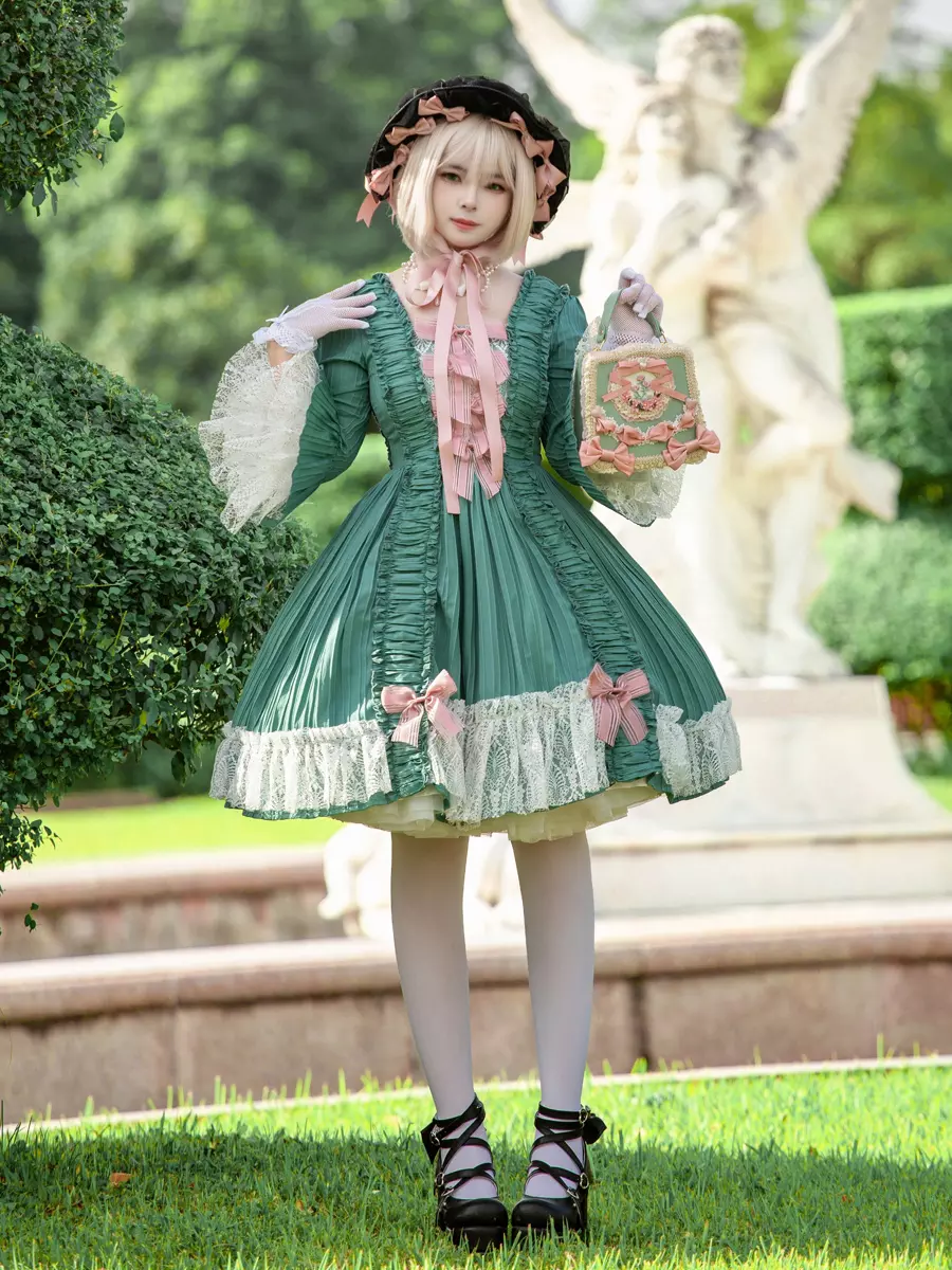 Lolitashow Exclusive Classic Vintage Rococo-Style Green Lolita Dress with Pink Bows and Lace