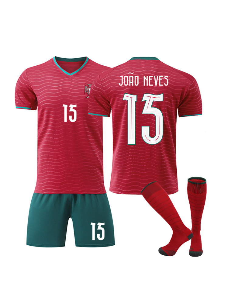 背番号8 フェルナンデス、背番号15 ジョアン・ネヴェス 2026
