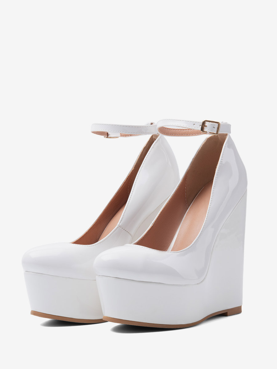 Chaussures compensées blanches à plateforme bout rond à enfiler bride cheville talons compensés