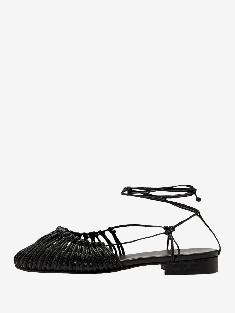 Sandales plates noires pour femmes bout rond ajouré lacets