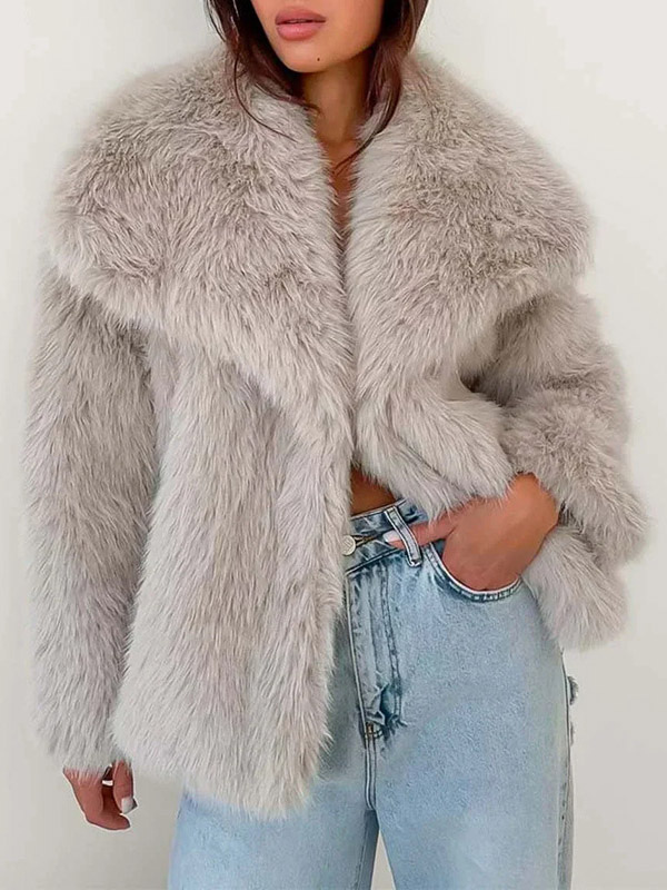 Outerwear Faux Fur Cropped Coat Women Wide Lapel Fluffy Short Furry Winter Jacket With Pockets-image-1092860