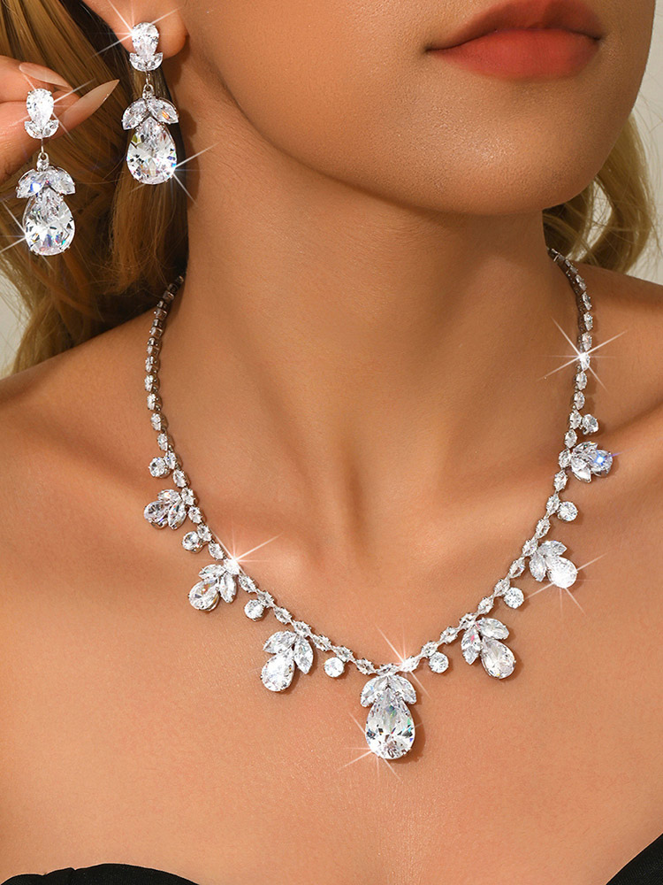 Parure de bijoux de mariée en métal et perles d'imitation attrayantes