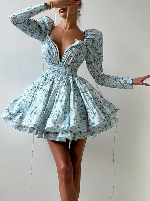 Alltagskleider Minikleider Blau Langarmkleid mit eckigem Ausschnitt und hochgezogener Taille