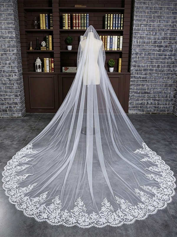Hochzeitsschleier einlagig Tüll mit abgerundeter Kante klassischer Brautschleier