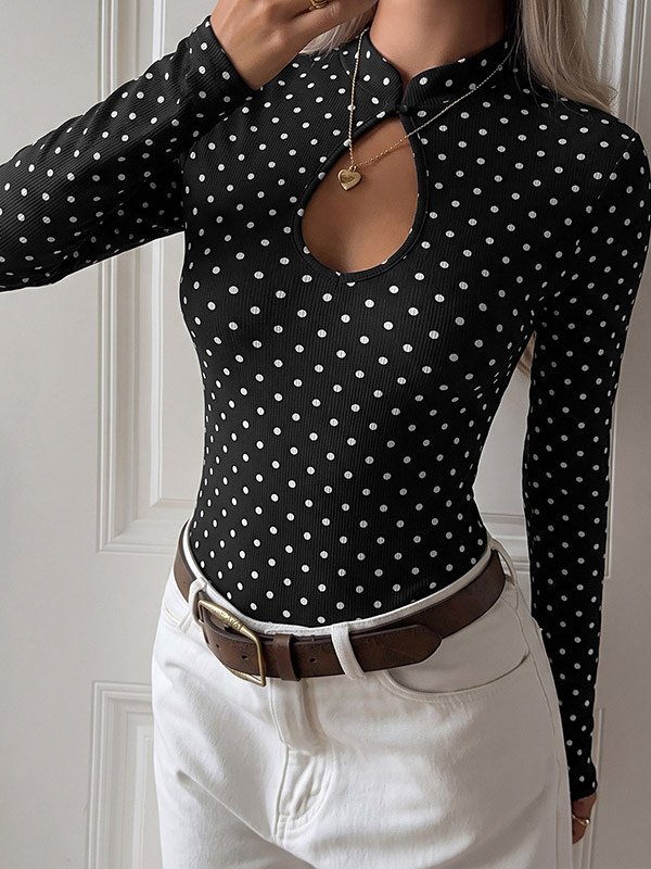 Haut à col roulé à pois pour femme en maille côtelée à manches longues et découpe en forme de goutte
