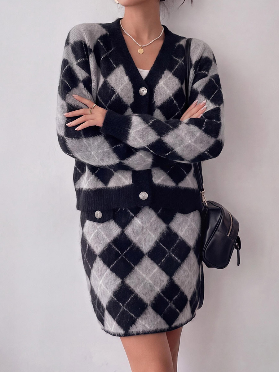 Ensemble en maille pour femme cardigan ample à motif losanges classique jupe coordonnée ouverte sur le devant
