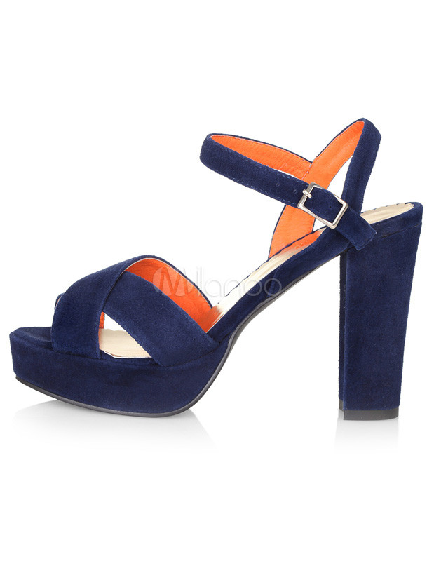 navy chunky heel shoes