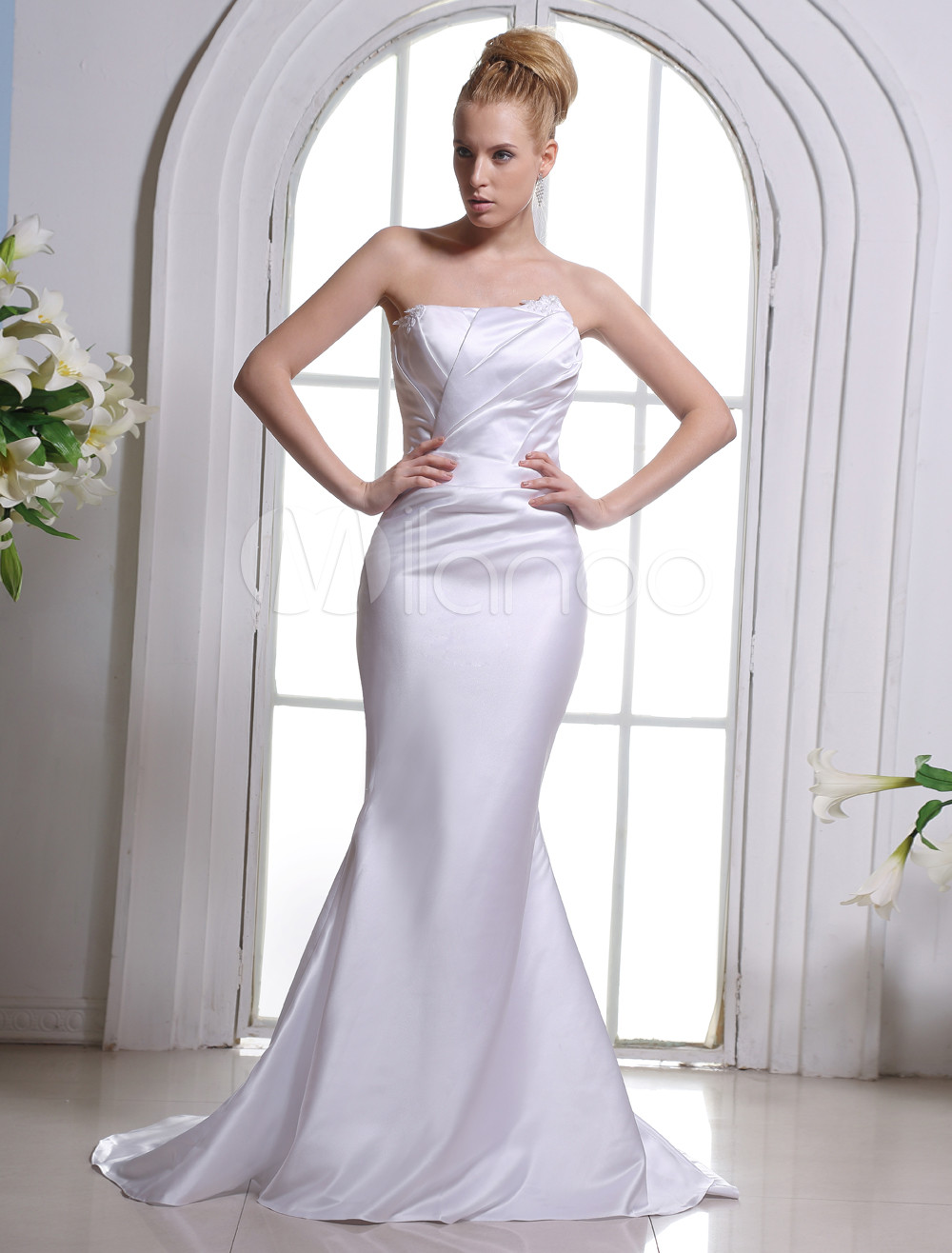 White Mermaid Strapless Applique Satin Bridal Wedding Gown