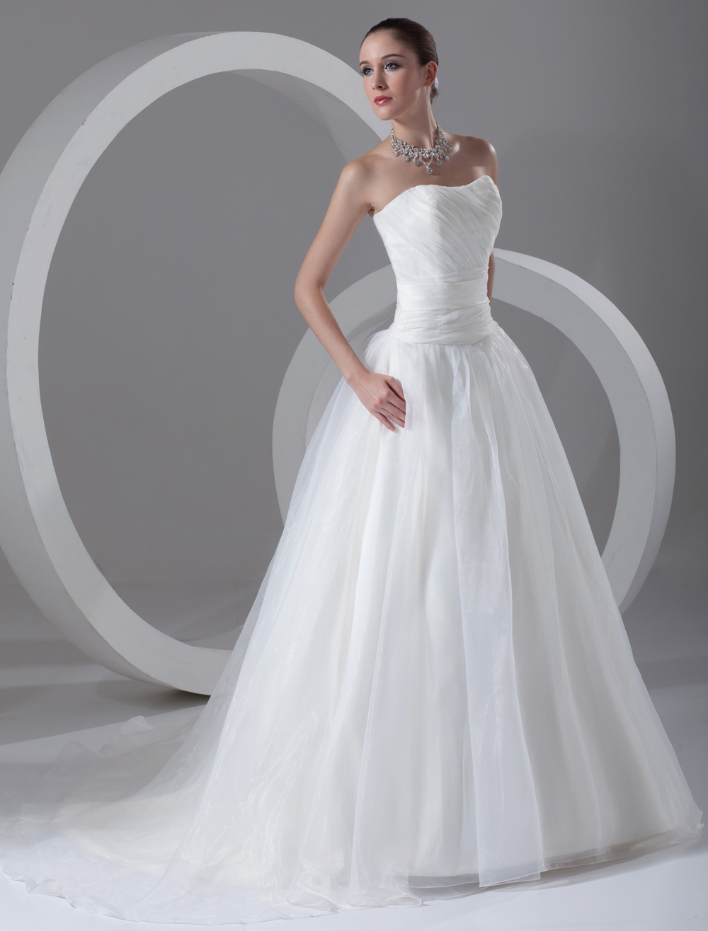 Charming Ivory A-line Strapless Tiered Organza Wedding Dress For Bride ...