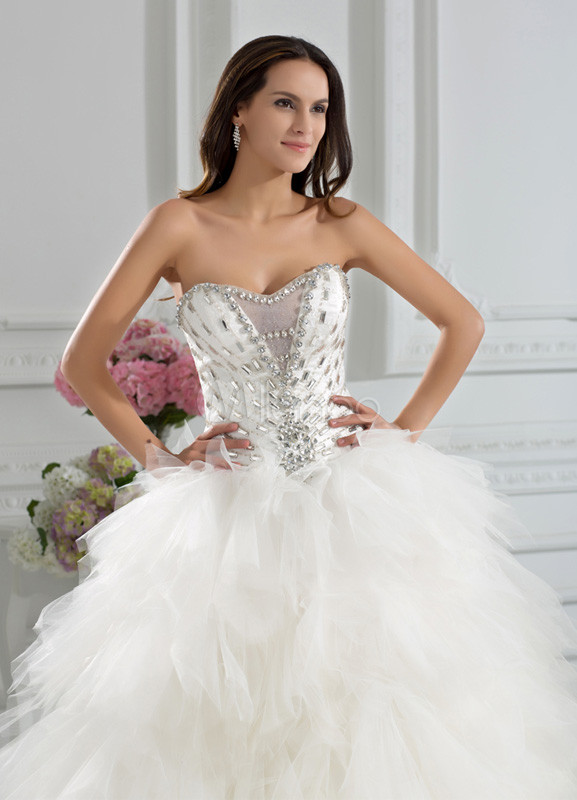 Pretty Ivory Ball Gown Sweetheart Neck Rhinestone Beading Tulle Bridal ...