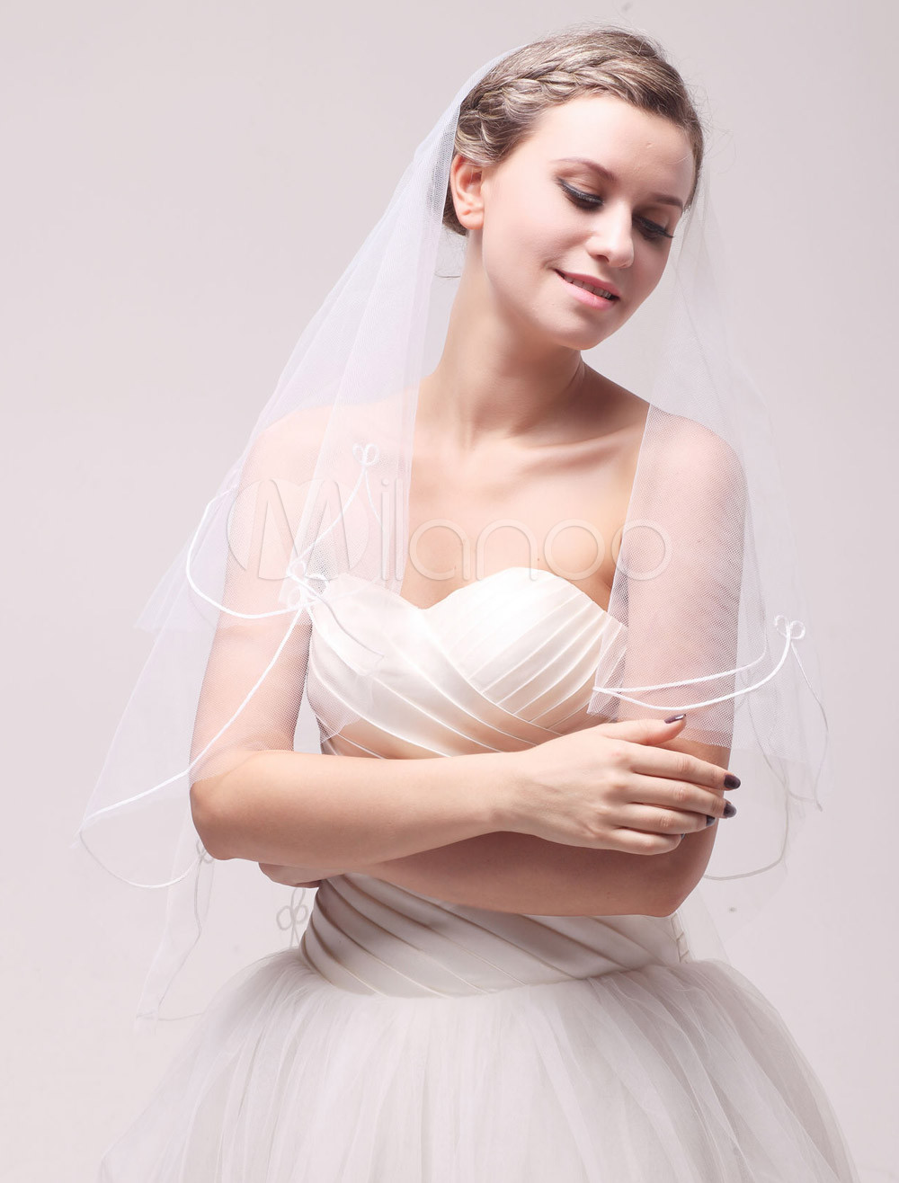one tier ivory wedding veil