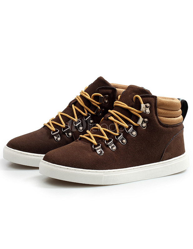 round toe sneakers