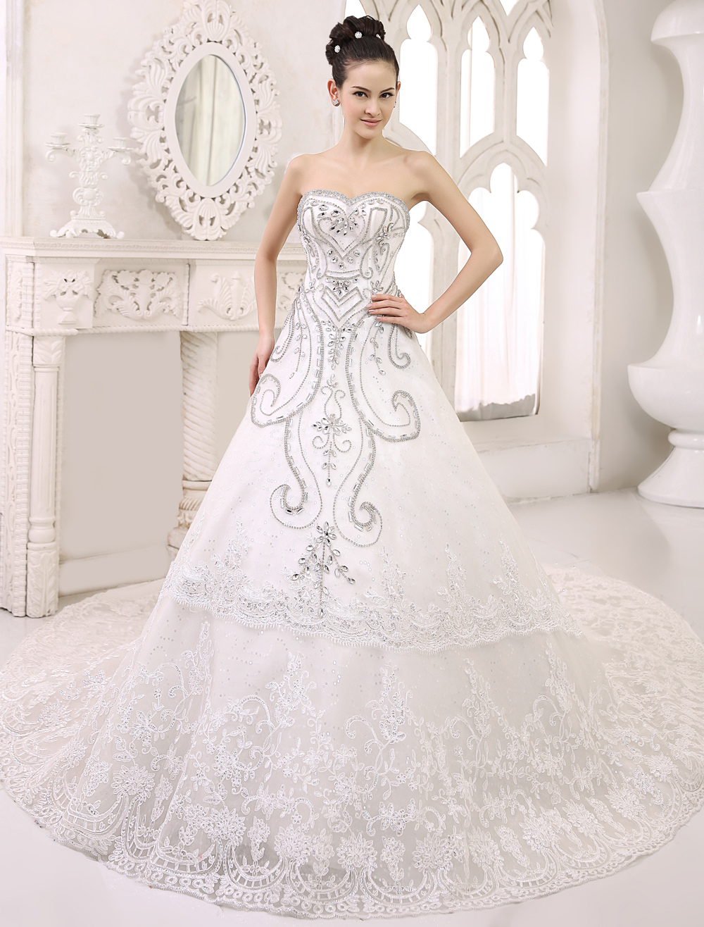 Cathedral Train Ivory Bridal A Line Lace Wedding Dress With Sweetheart Neck 7877