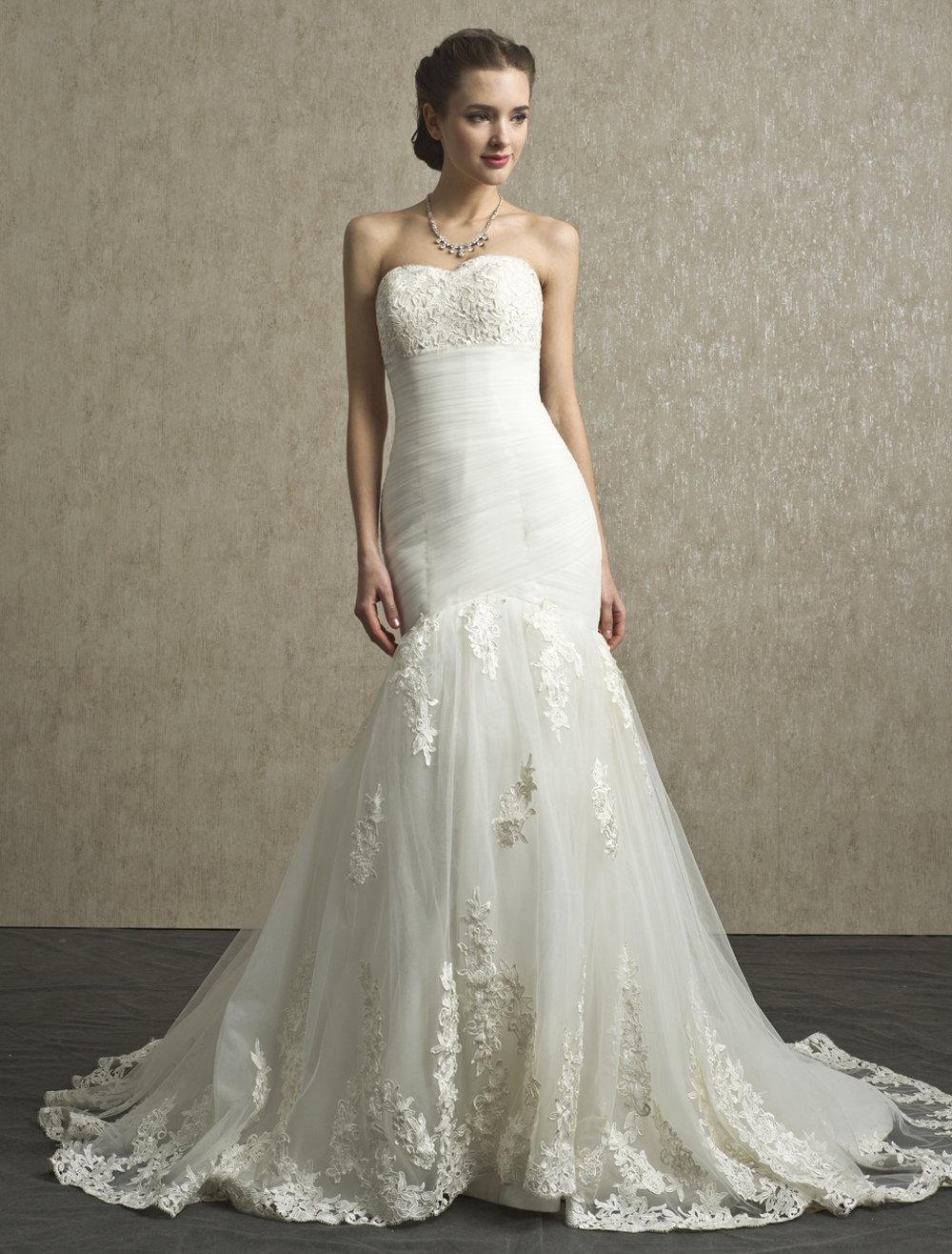 Mermaid Chapel Train Applique Ivory Wedding Dress with Sweetheart ...