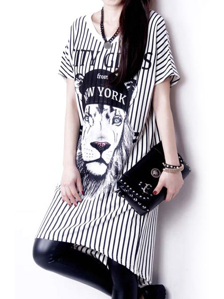 womens black and white stripe shirt