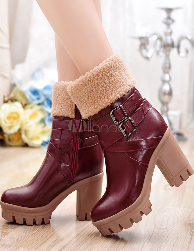 round toe chunky heel booties