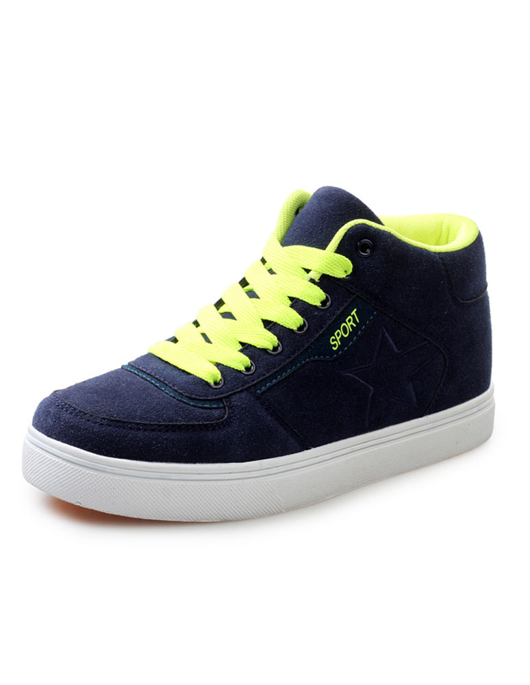 round toe sneakers