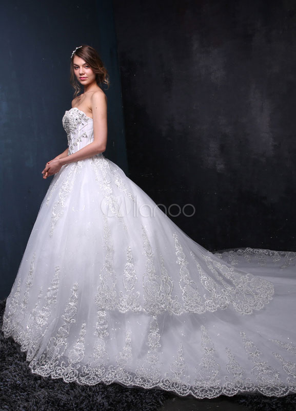 Lace Wedding Dress Ball Gown White Sweetheart Strapless Applique Beading Rhinestone Backless 5608