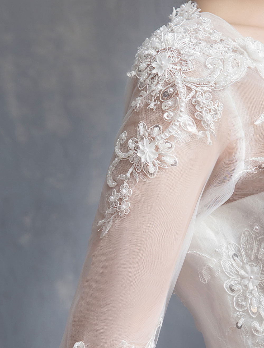 Princess Wedding Dresses Ball Gown Lace Flowers Beaded Half Sleeve Long ...